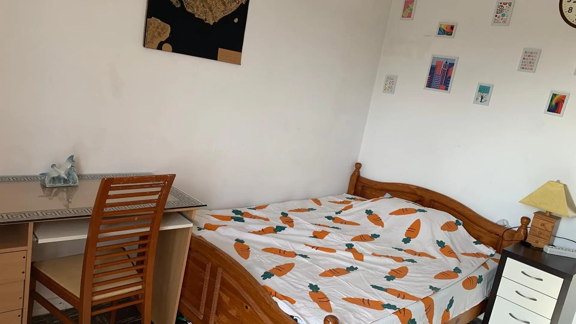 Une Chambre Single Avec Acces Direct Aeroport D'Orly